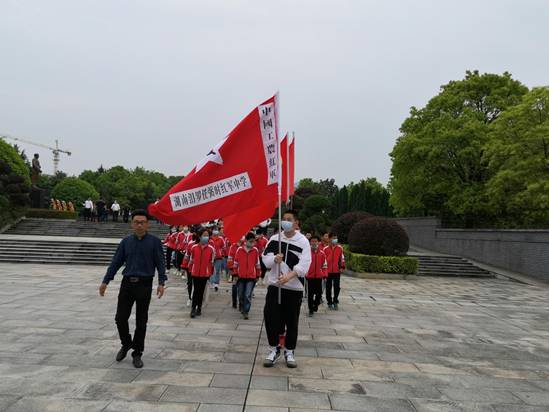说明: 58abd8e716f0ed49148a7ee4bddb3b2